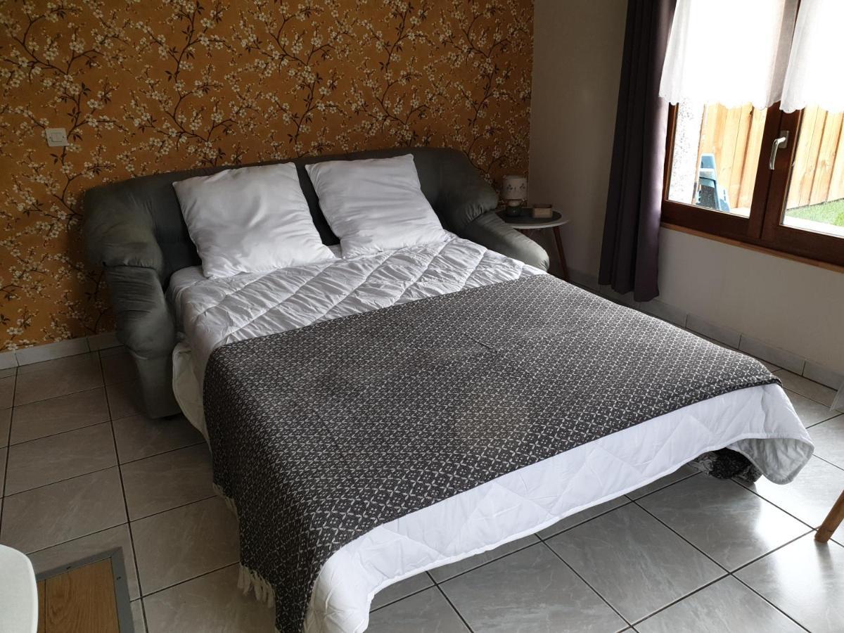 Revedelac Meuble Tout Confort Bremes Exterior foto